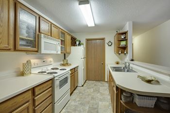 Hidden valley apartments kitchen